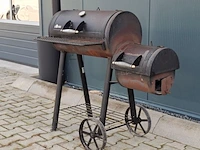 Houtskool barbecue, el fuego - afbeelding 3 van  6