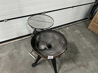 Houtskool bbq - afbeelding 6 van  6