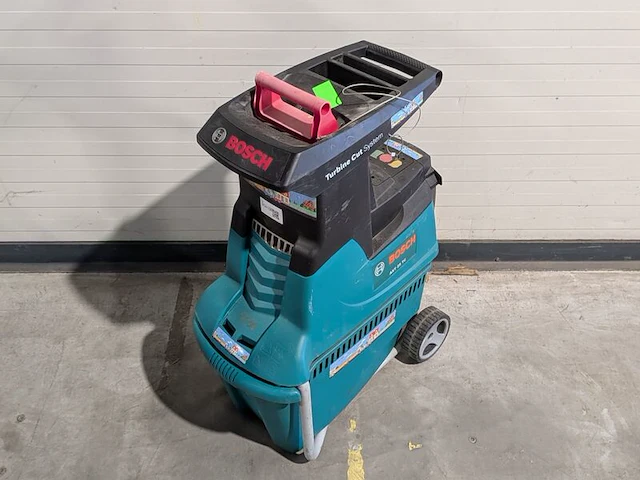 Houtversnipperaar - 45mm - 230v bosch, axt 25 tc, bouwjaar 2014 - afbeelding 2 van  8