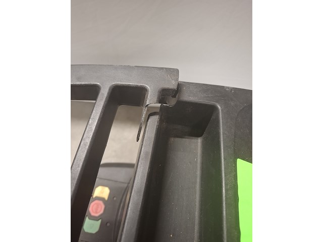 Houtversnipperaar - 45mm - 230v bosch, axt 25 tc, bouwjaar 2021 - afbeelding 5 van  9