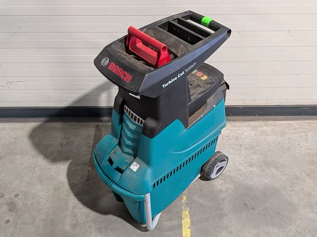 Houtversnipperaar - 45mm - 230v bosch, axt 25 tc, bouwjaar 2022 - afbeelding 2 van  8