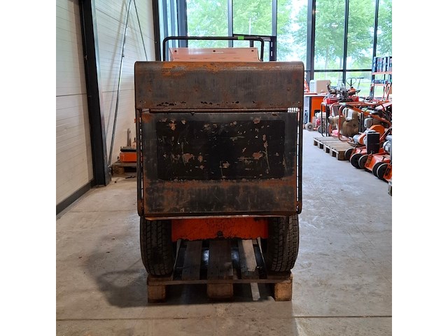 Houtversnipperaar 120mm benzine eliet, super prof 2000, bouwjaar 2014 - afbeelding 11 van  15