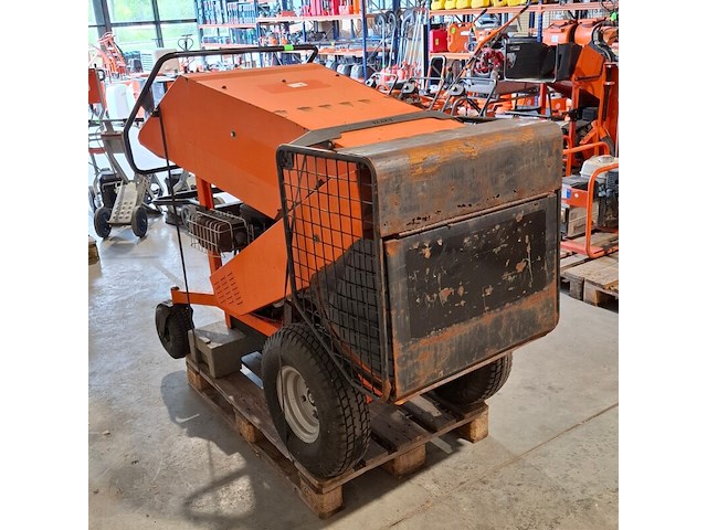 Houtversnipperaar 120mm benzine eliet, super prof 2000, bouwjaar 2014 - afbeelding 12 van  15