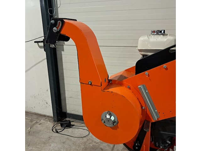 Houtversnipperaar 55mm benzine eliet, major 4s v2, bouwjaar 2014 - afbeelding 11 van  16