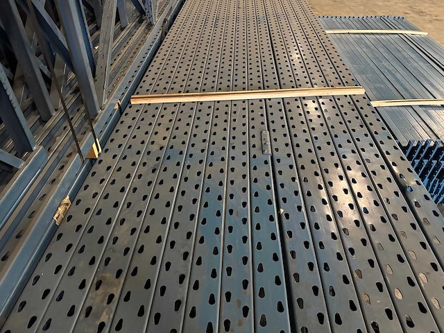 Hovuma - palletstelling 36 meter (585cm hoog) - afbeelding 8 van  10