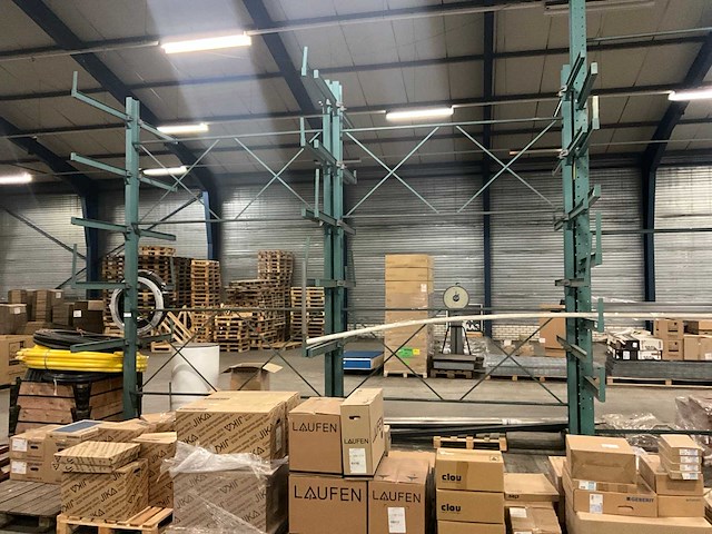 Hovuma dubbelzijdige draagarmstelling - afbeelding 5 van  6