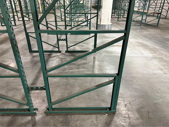 Hovuma palletstelling - afbeelding 8 van  15