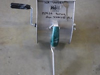 Höw handbediende spatmolen voor multivlokken en chipsmelange - afbeelding 1 van  4