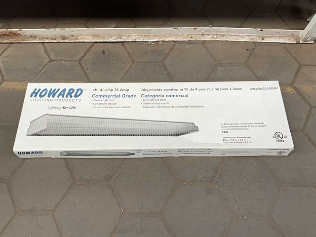 Howard 4ft. 4-lamp t8 wrap tl lichtarmatuur - afbeelding 4 van  4