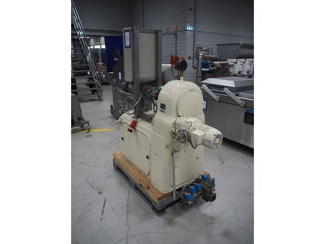 Hoyer - afbeelding 13 van  18