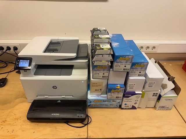 Hp - color laserjet pro - printer met lamineerapparaat - afbeelding 5 van  8