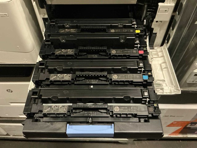 Hp - color laserjet pro mfp m377dw - laserprinter - afbeelding 3 van  4