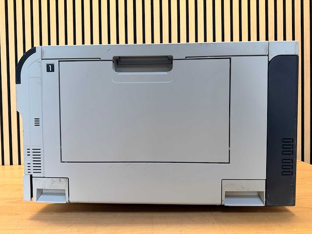 Hp - color laserjet professional cp5225n - kleur laserprinter - afbeelding 10 van  14