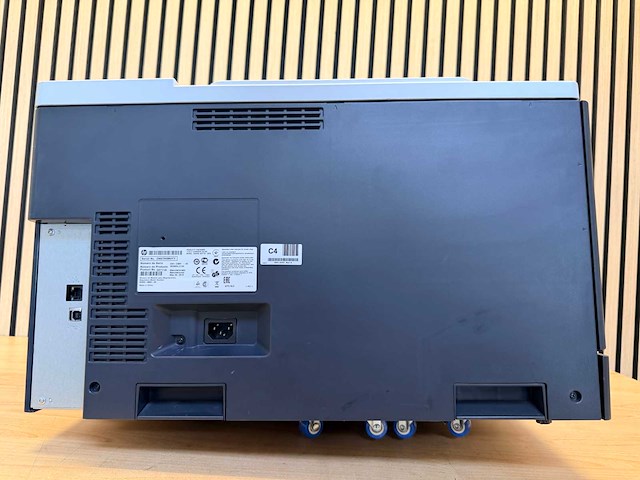 Hp - color laserjet professional cp5225n - kleur laserprinter - afbeelding 12 van  14