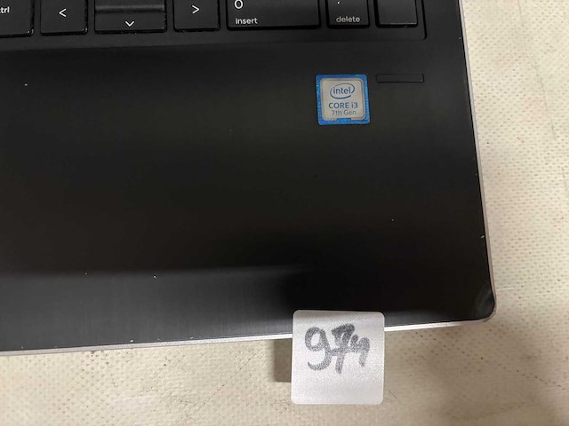 Hp - core i3 - 7th gen - laptop - afbeelding 2 van  3