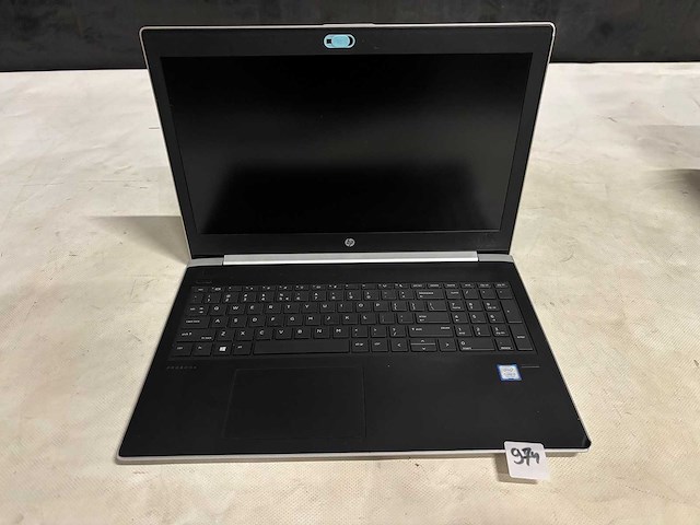 Hp - core i3 - 7th gen - laptop - afbeelding 1 van  3