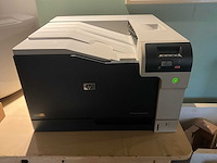 Hp - cp5225 - color laserjet - printer & scanner - afbeelding 2 van  6
