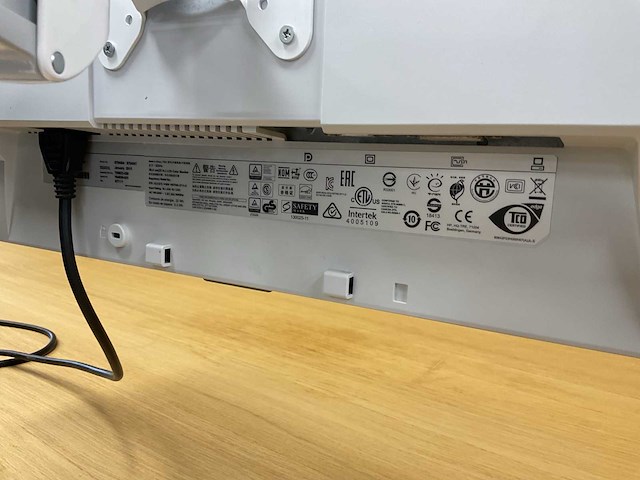 Hp - e231e - monitor (3x) - afbeelding 3 van  4