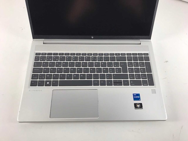 Hp - elitebook 650 g9 15.6”, core(tm) i7 12th gen, 16 gb ram, 512 gb nvme laptop - afbeelding 1 van  4