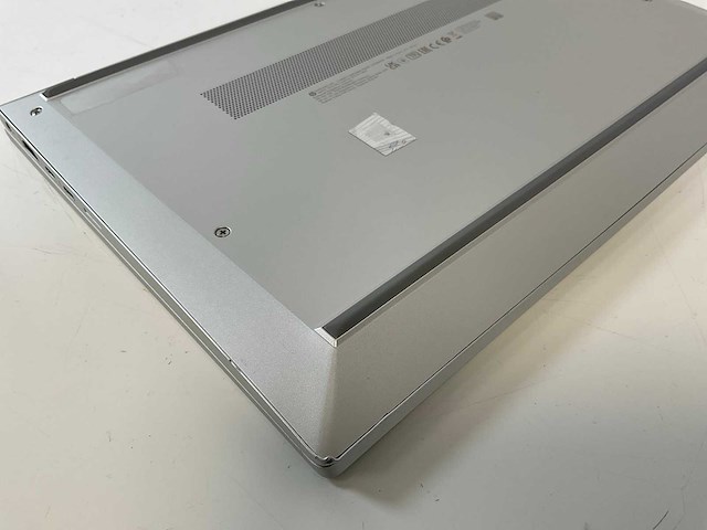 Hp - elitebook 830 g8 13.3”, core(tm) i7 11th gen, 16 gb ram, 512 gb nvme laptop - afbeelding 8 van  8