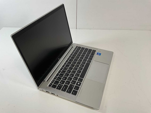 Hp - elitebook 830 g8 13.3”, core(tm) i7 11th gen, 16 gb ram, 512 gb nvme laptop - afbeelding 2 van  8
