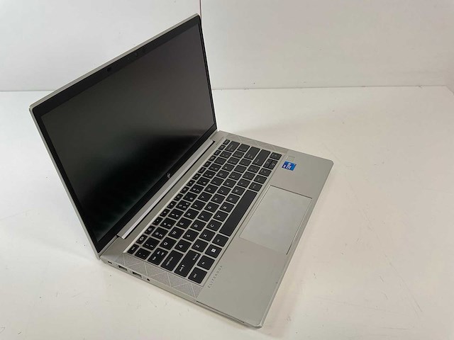 Hp - elitebook 830 g8 13.3”, core(tm) i7 11th gen, 16 gb ram, 512 gb nvme laptop - afbeelding 2 van  8