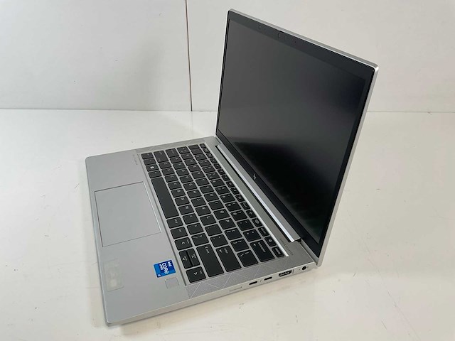 Hp - elitebook 830 g8 13.3”, core(tm) i7 11th gen, 16 gb ram, 512 gb nvme laptop - afbeelding 3 van  7