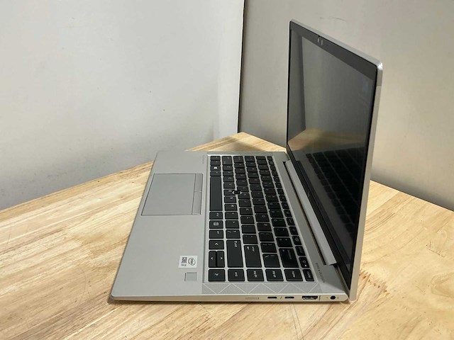 Hp - elitebook 840 g7(i7) - laptop - afbeelding 4 van  4