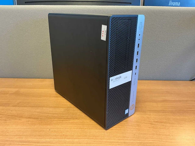 Hp - elitedesk 800 g3 twr - desktop - afbeelding 1 van  5