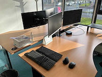 Hp - g5 - dockingstation met beeldschermen