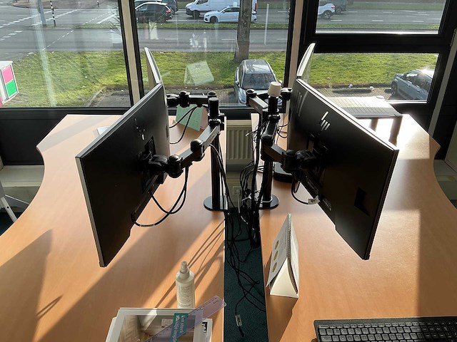 Hp - g5 - dockingstation met beeldschermen - afbeelding 6 van  8