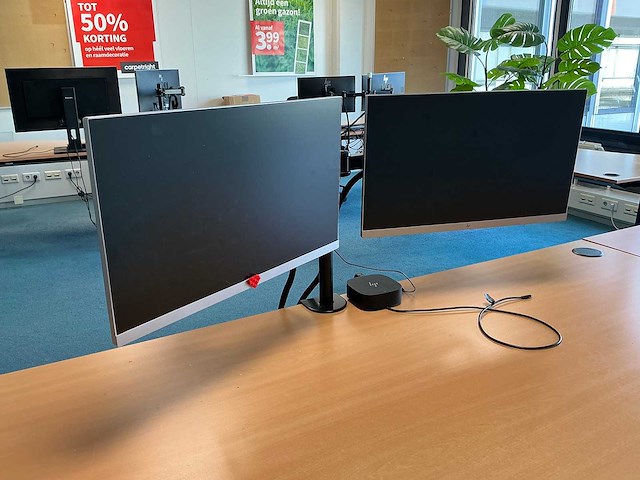 Hp - g5 - dockingstation met beeldschermen - afbeelding 1 van  8