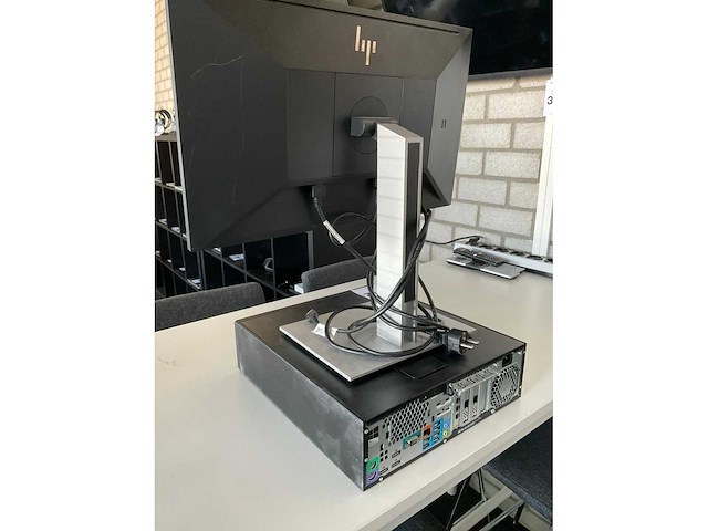 Hp - hp z240 sff workstation - desktop - afbeelding 4 van  6