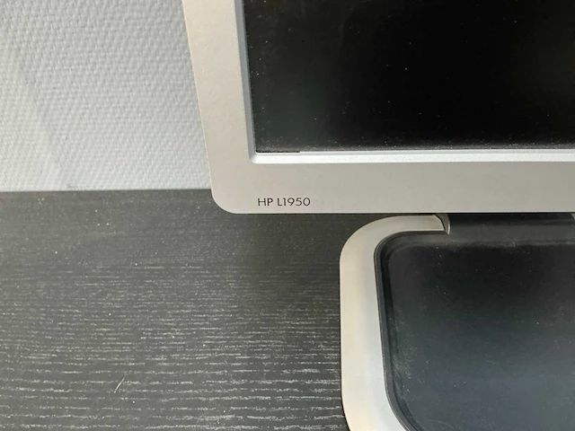 Hp - l1950 - monitor 19 inch - afbeelding 7 van  12