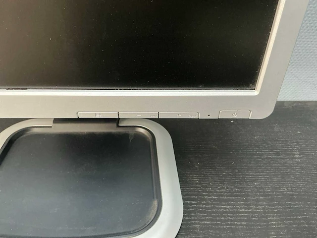 Hp - l1950 - monitor 19 inch - afbeelding 8 van  12