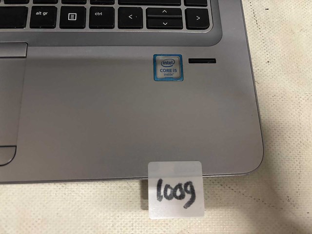 Hp - laptop - afbeelding 2 van  3