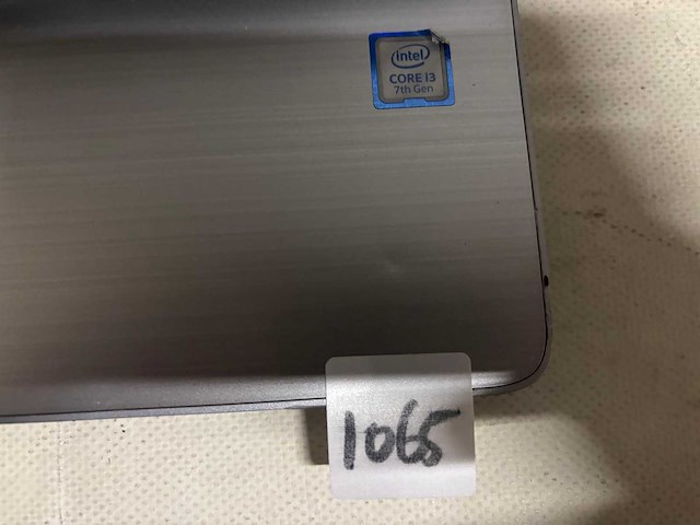 Hp - laptop - afbeelding 2 van  3