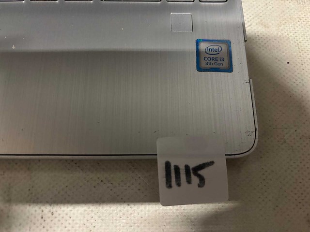 Hp - laptop - afbeelding 2 van  3