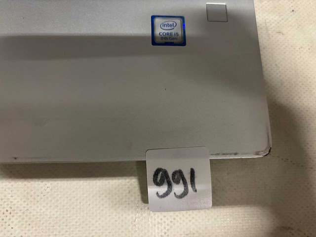 Hp - laptop - afbeelding 2 van  3