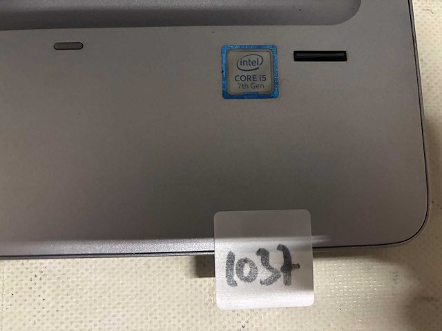 Hp - laptop - afbeelding 2 van  3