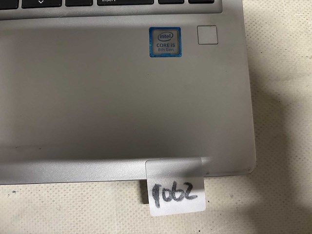 Hp - laptop - afbeelding 2 van  3