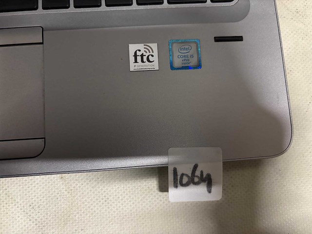 Hp - laptop - afbeelding 2 van  3