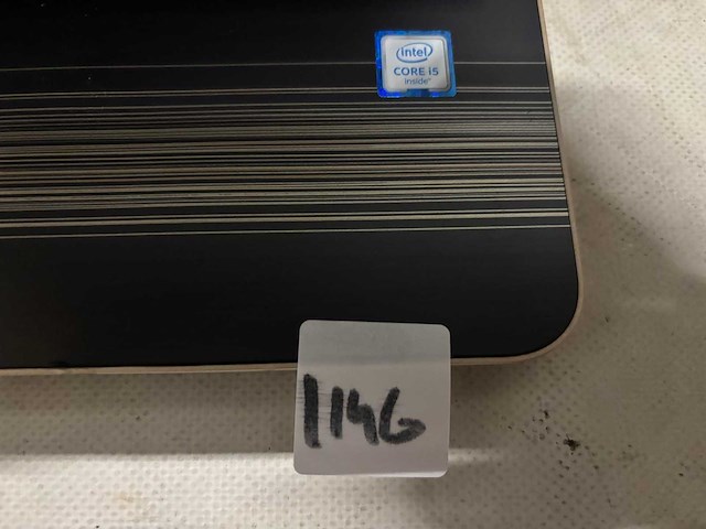 Hp - laptop - afbeelding 2 van  3