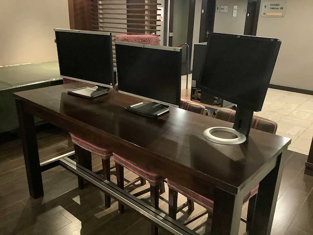 Hp - monitor (3x) - afbeelding 1 van  7