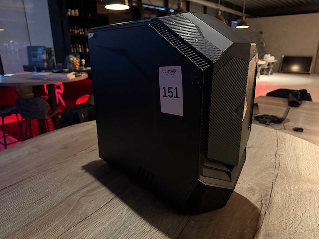 Hp - omen desktop pc 880-p1xx - desktop - afbeelding 3 van  6