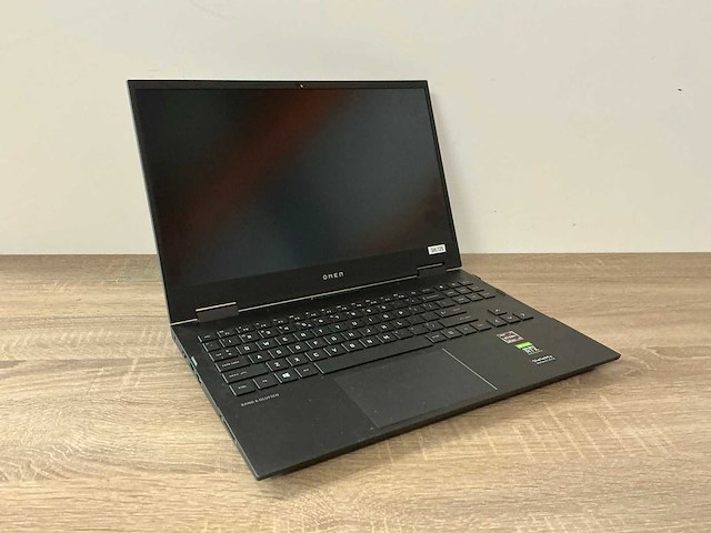 Hp - omen gaming laptop 15-en1996nd - afbeelding 1 van  8