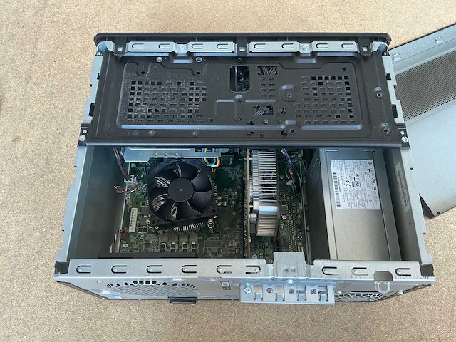 Hp - pavilion gaming desktop 690-07xx - desktop - afbeelding 5 van  5