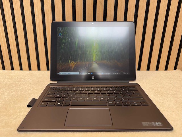 Hp - pro x2 612 g2 - m3 / 4gb / 128gb / 11,9" laptop - afbeelding 1 van  9