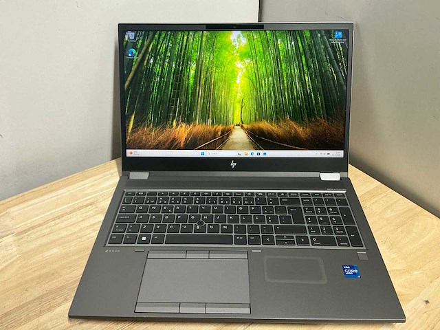 Hp - z-book fury 15,6” g8(i7) - laptop - afbeelding 1 van  4