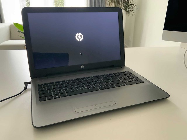 Hp 15-ba071nd laptop - afbeelding 1 van  5
